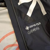 Protection, confort et durabilité : des laminés recyclés Veste Soft GO GORE-TEX